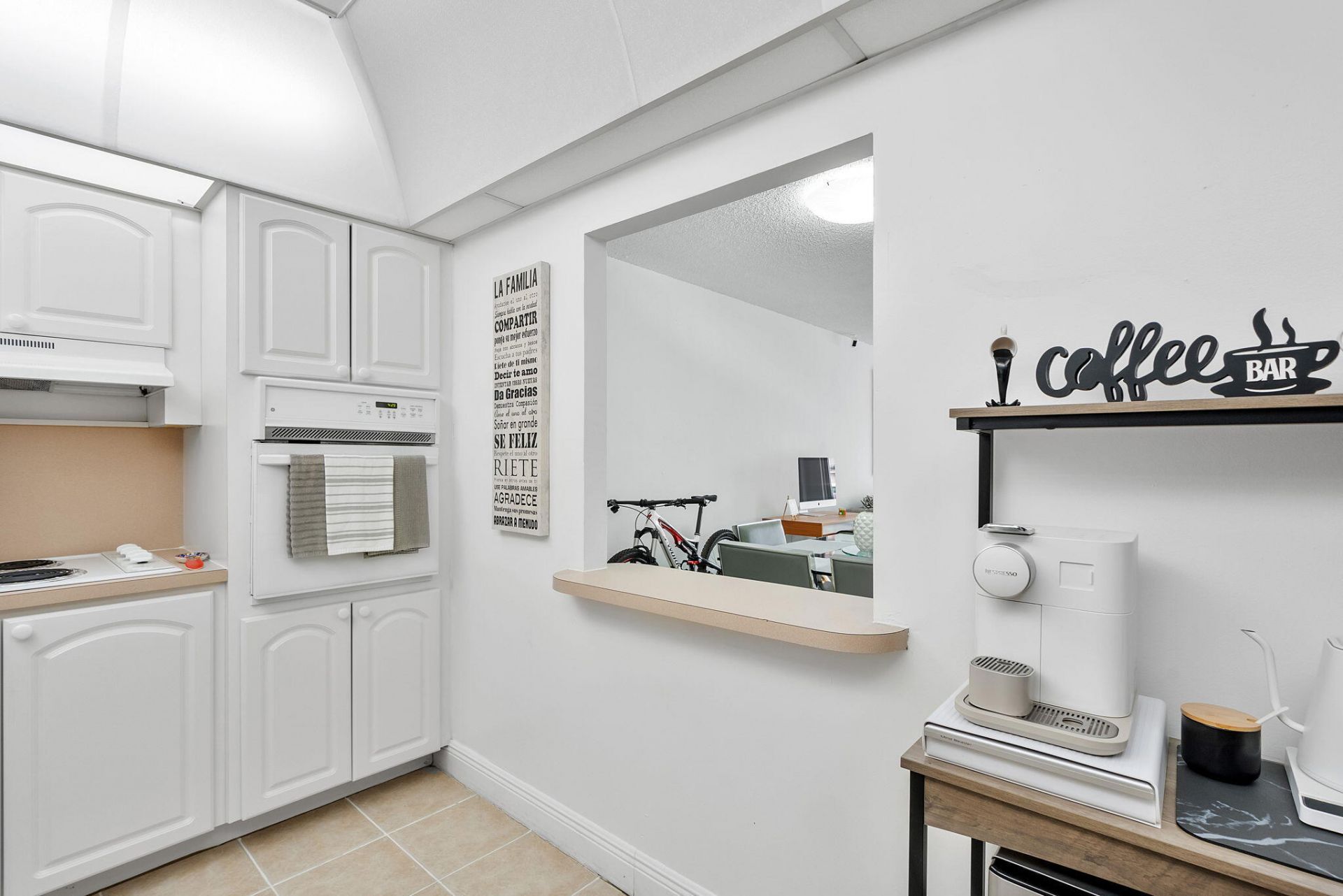 19380 Collins Avenue, Unit 523, Sunny Isles Beach, FL 33160 Photo