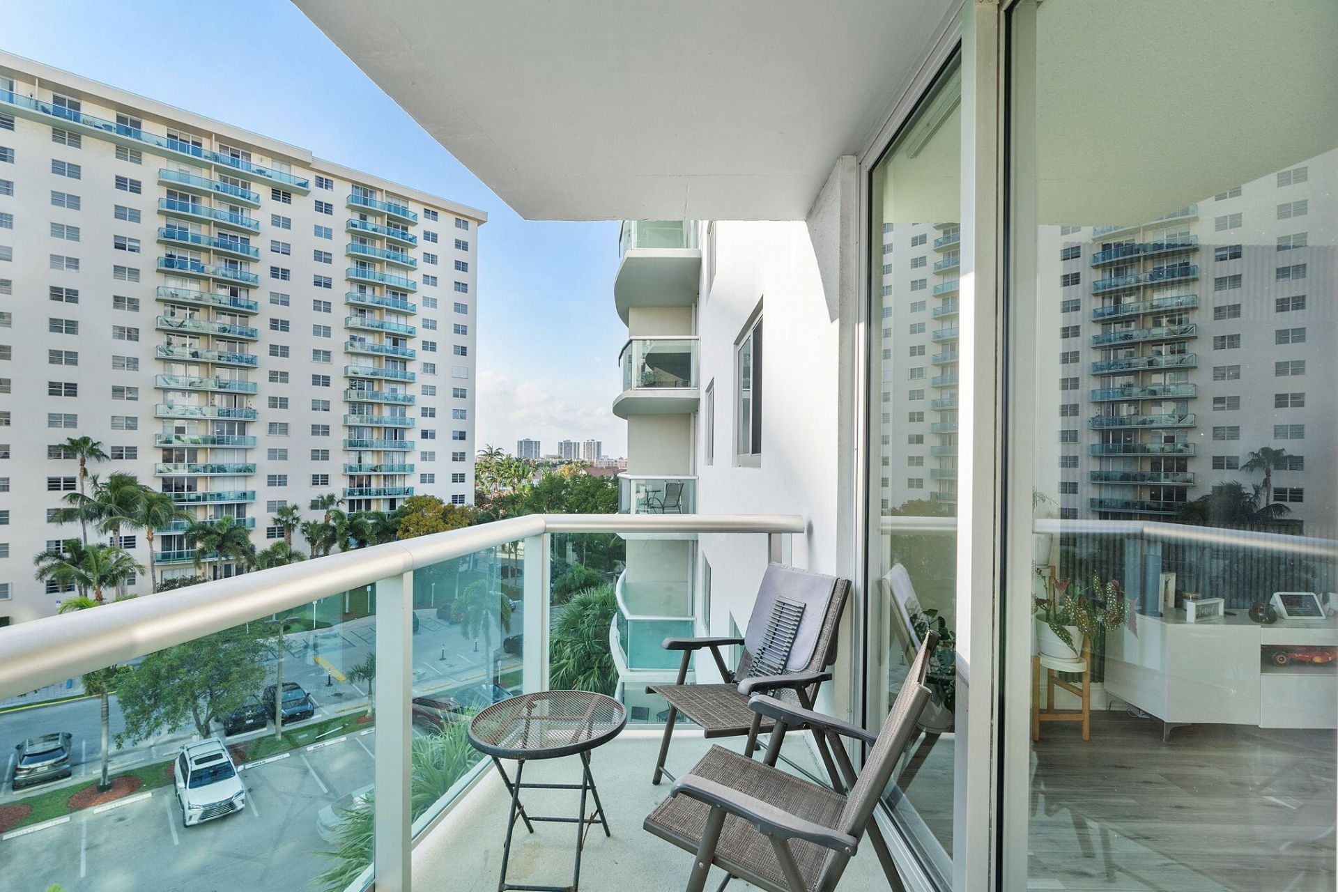 19380 Collins Avenue, Unit 523, Sunny Isles Beach, FL 33160 Photo