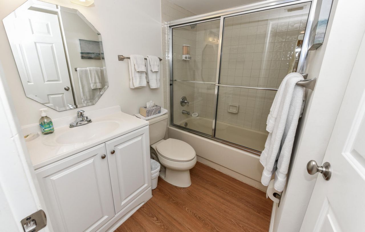 275 Palm Avenue, Unit A101, Jupiter, FL 33477 Photo