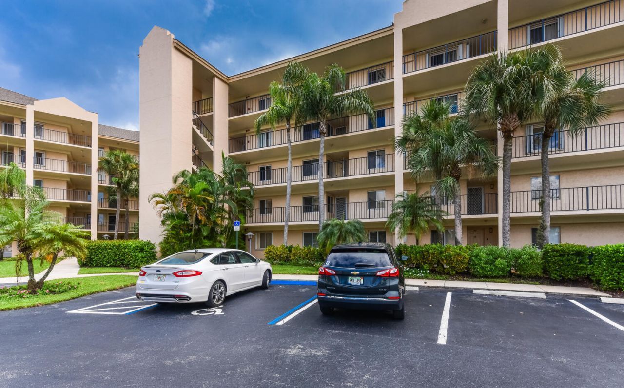 275 Palm Avenue, Unit A101, Jupiter, FL 33477 Photo