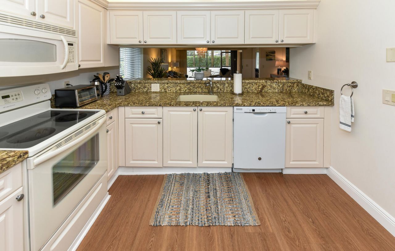 275 Palm Avenue, Unit A101, Jupiter, FL 33477 Photo