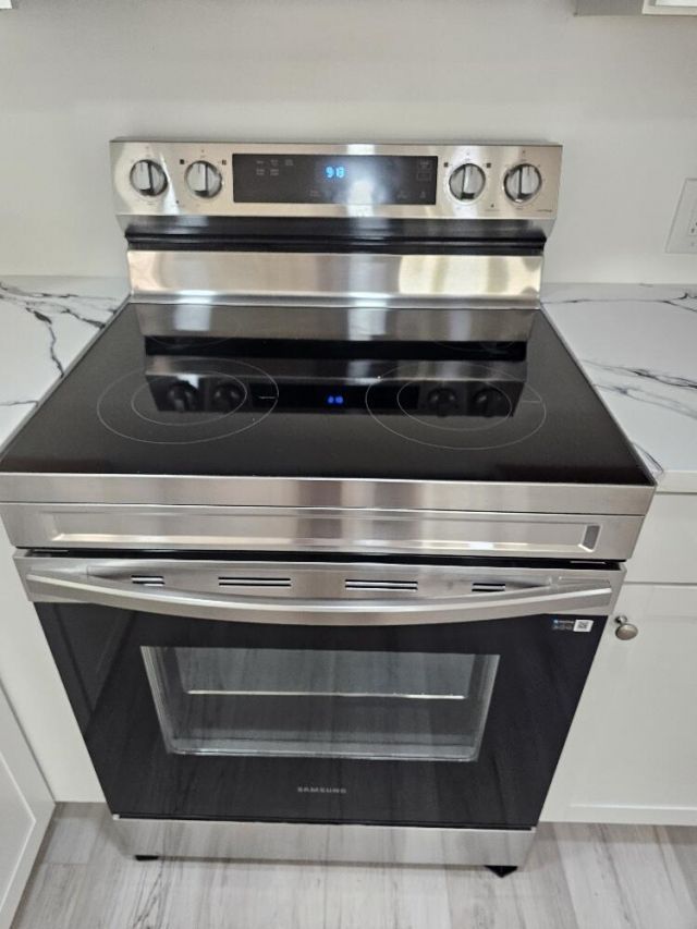 179 NE Emerald Drive, Jensen Beach, FL 34957 Photo