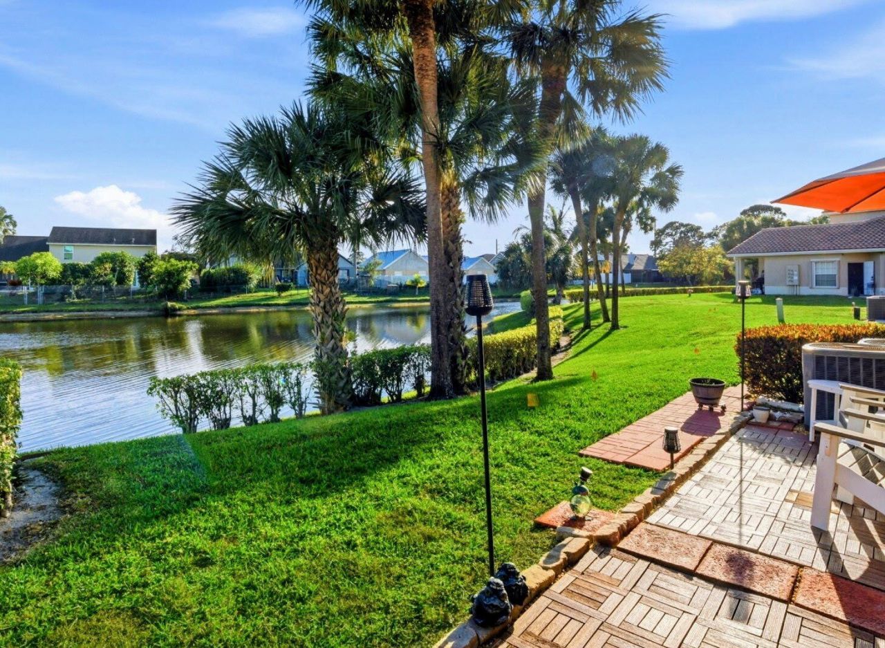 6388 Park Lake Circle, Boynton Beach, FL 33437 Photo