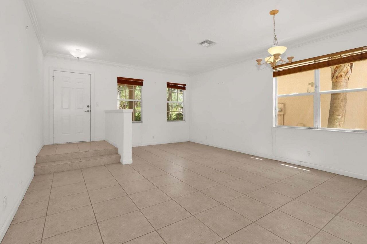 8465 Alister Boulevard W, Palm Beach Gardens, FL 33418 Photo