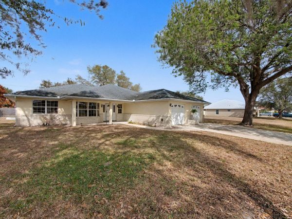 401 SW Ridgecrest Drive, Port Saint Lucie, FL 34953