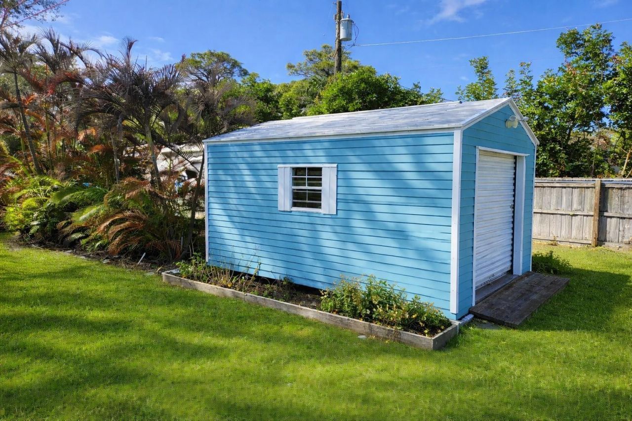 728 N Fischer Circle, Sebastian, FL 32958 Photo