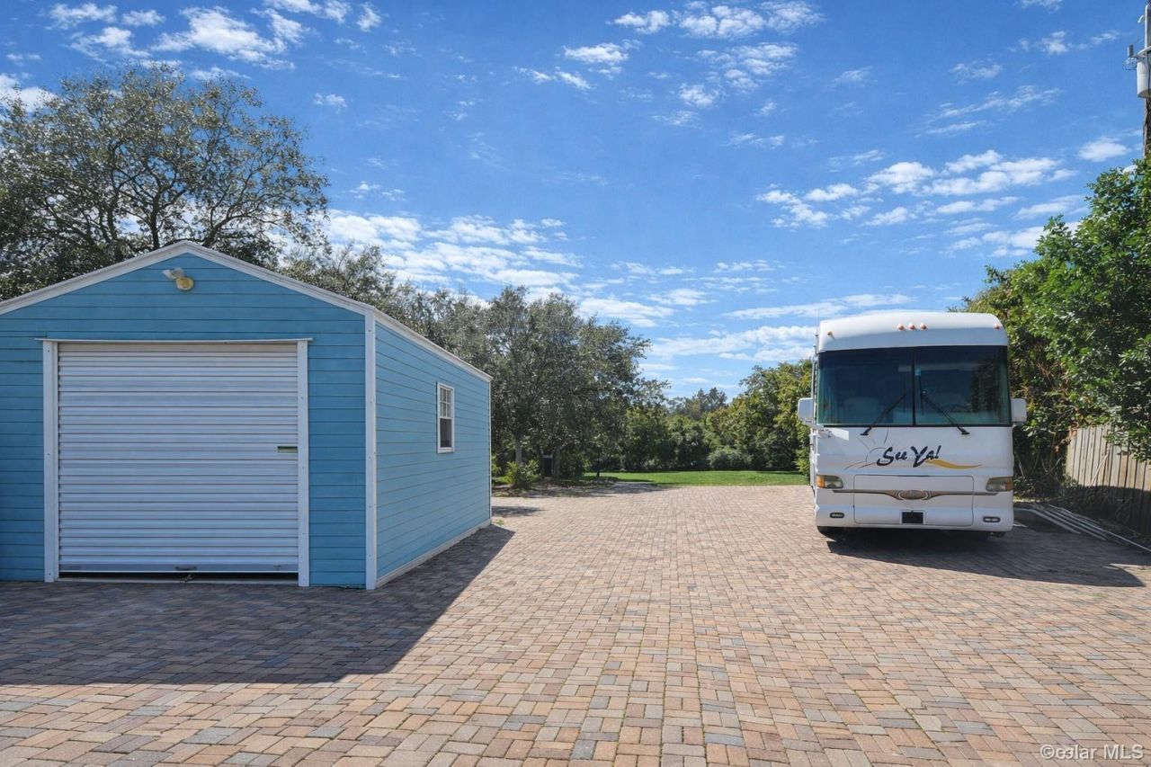 728 N Fischer Cir, Sebastian, FL 32958 Photo