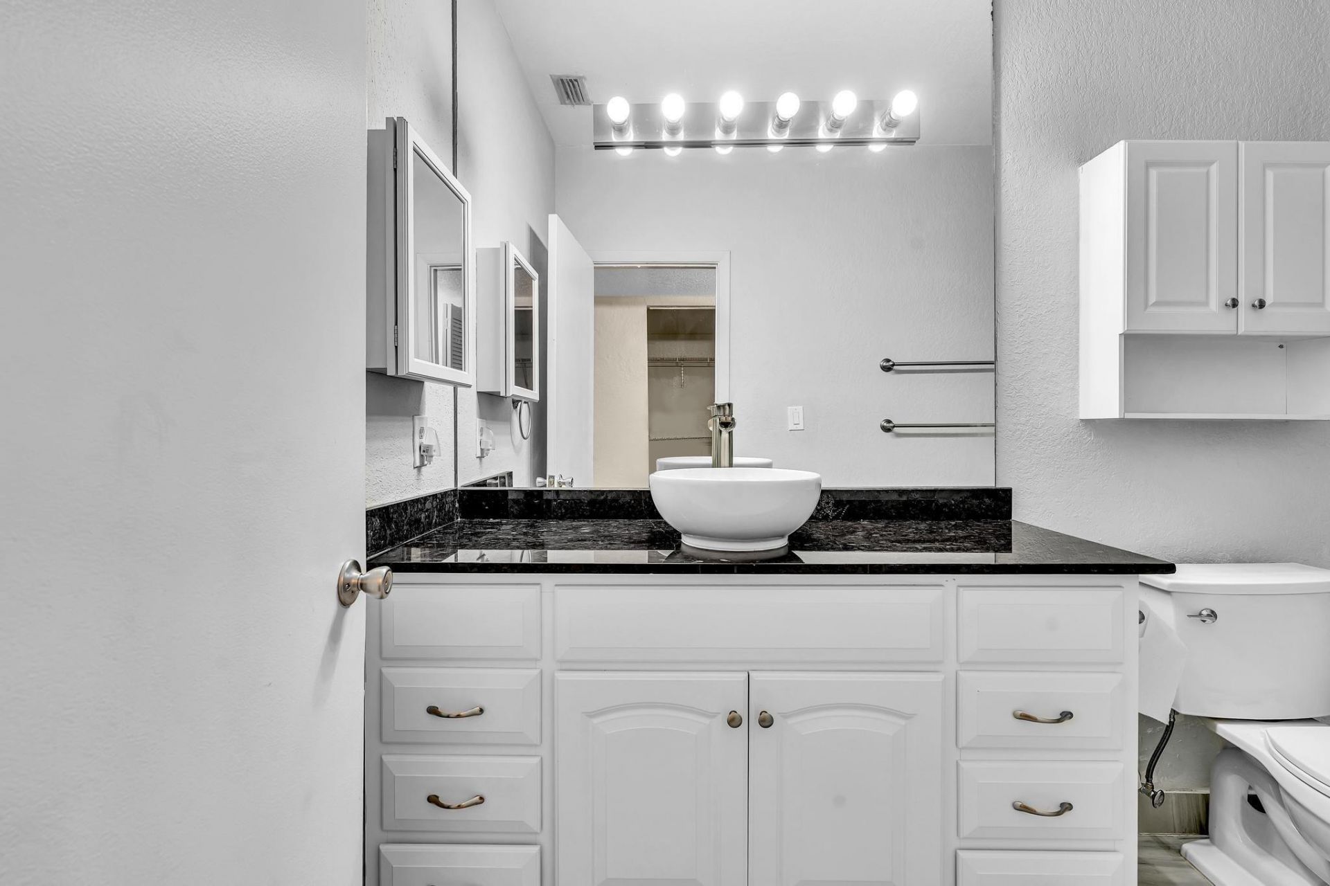 10240 NW 33rd Place, Sunrise, FL 33351 Photo