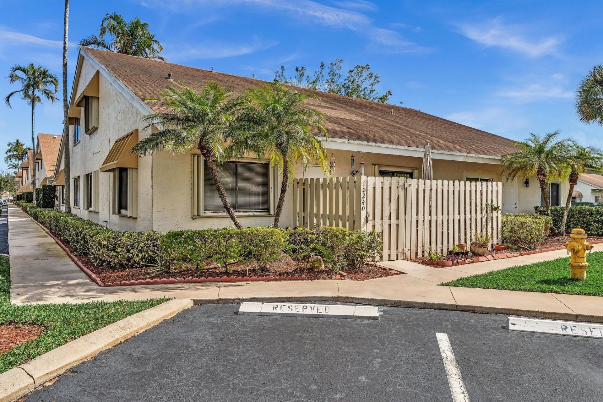 10240 NW 33rd Place, Sunrise, FL 33351 Photo