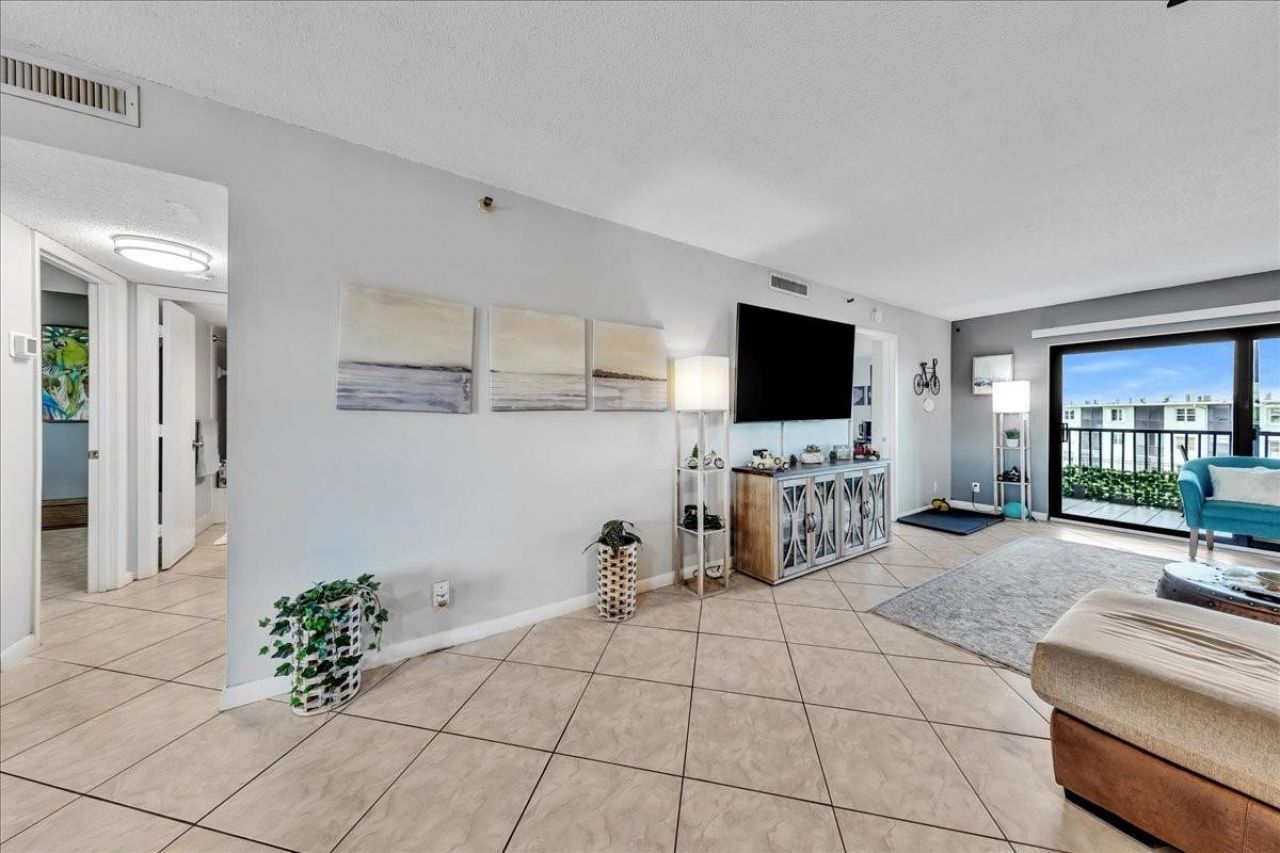 2217 Cypress Island Drive, Unit 507, Pompano Beach, FL 33069 Photo