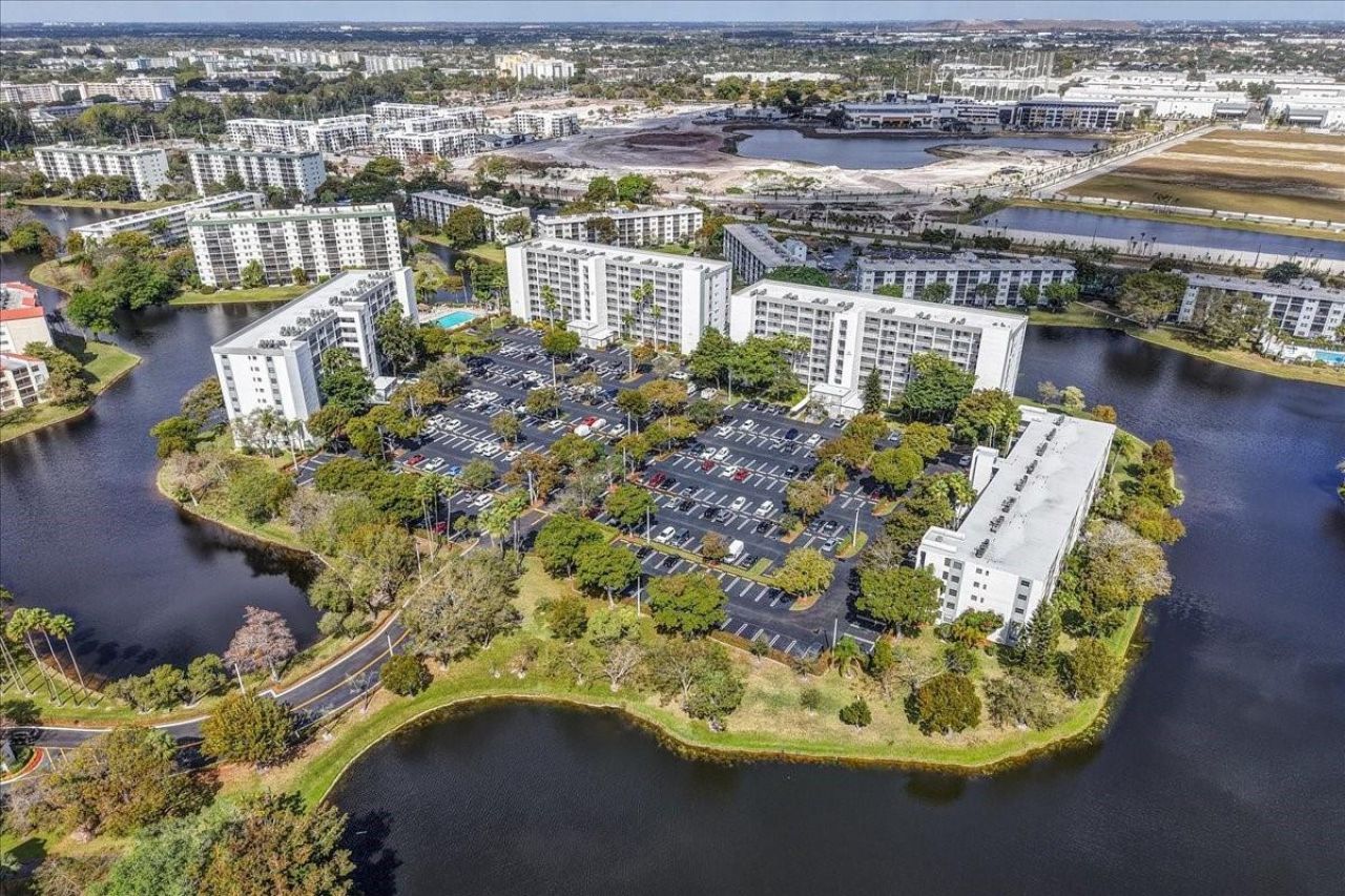 2217 Cypress Island Drive, Unit 507, Pompano Beach, FL 33069 Photo