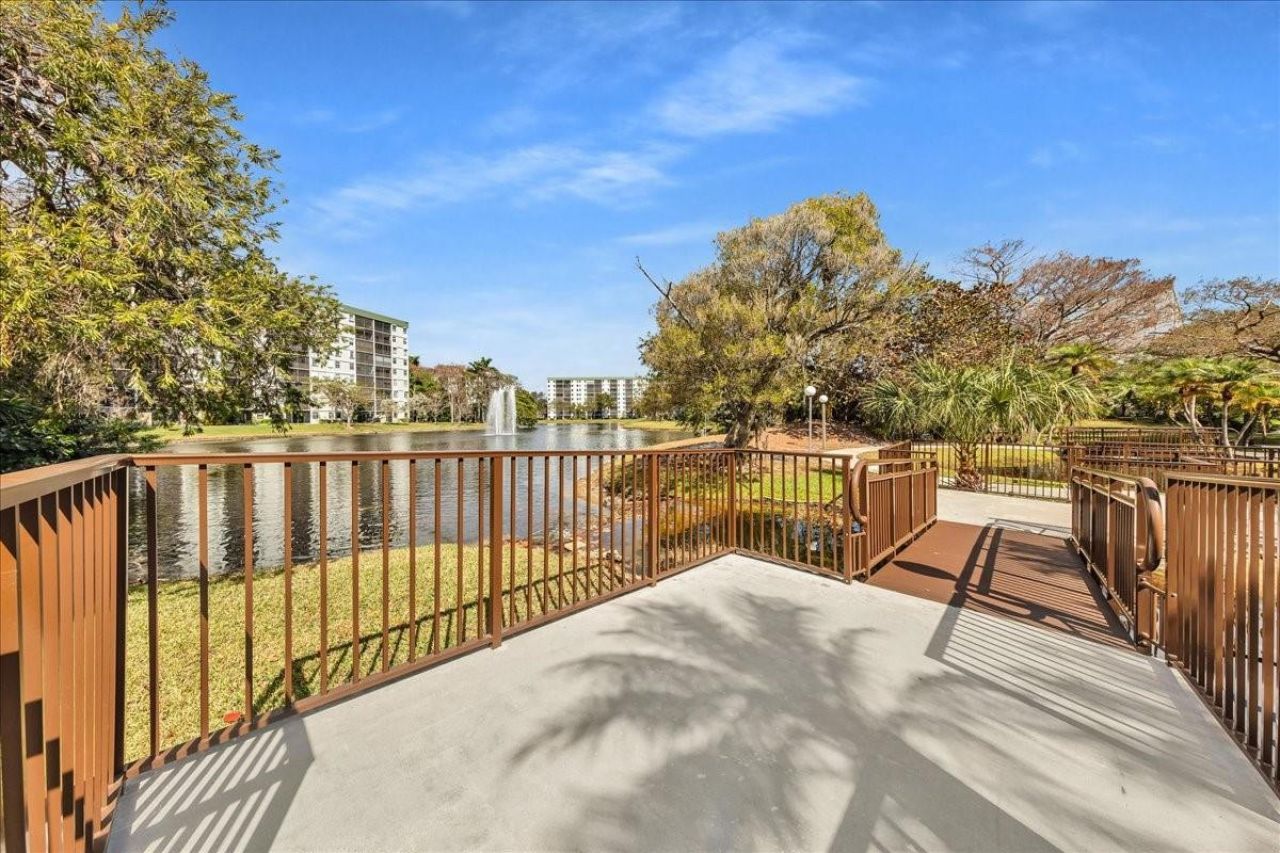 2217 Cypress Island Drive, Unit 507, Pompano Beach, FL 33069 Photo