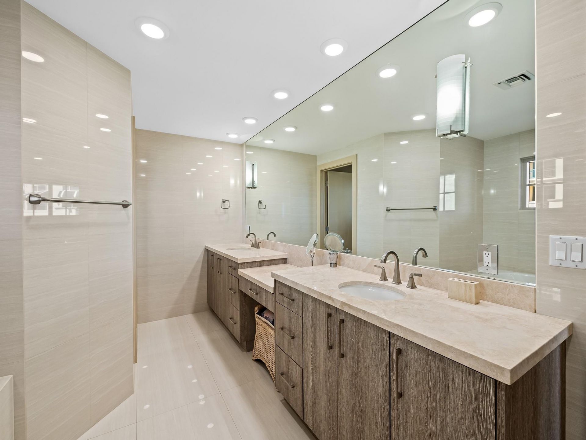 3415 N Ocean Drive, Unit 505, Hollywood, FL 33019 Photo