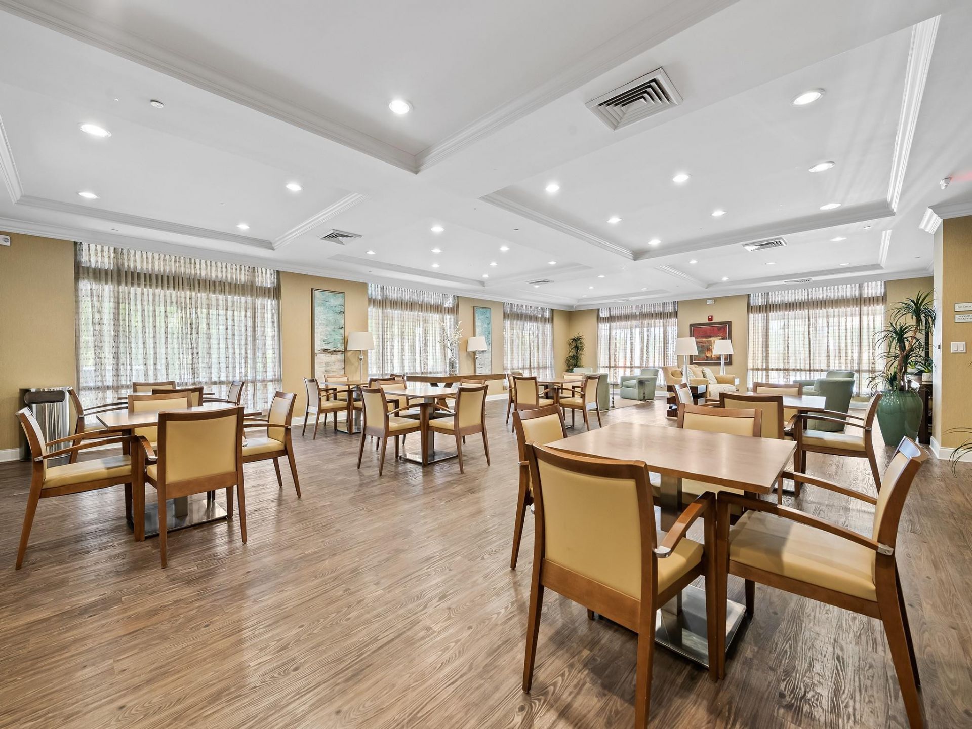 3415 N Ocean Drive, Unit 505, Hollywood, FL 33019 Photo