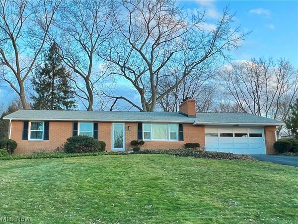 1084 Marion Avenue NW, Massillon, OH 44646