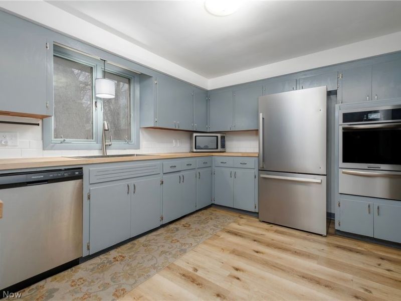 1084 Marion Avenue NW, Massillon, OH 44646 Photo 11