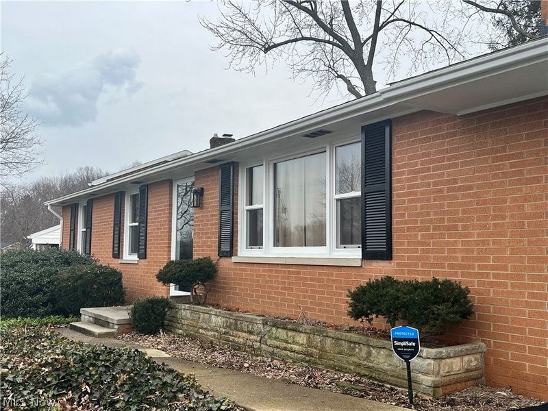 1084 Marion Avenue NW, Massillon, OH 44646 Photo 3