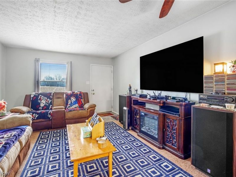 3568 Boettler Street NE, Canton, OH 44721 Photo 19