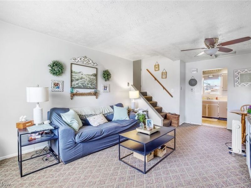 3568 Boettler Street NE, Canton, OH 44721 Photo 3