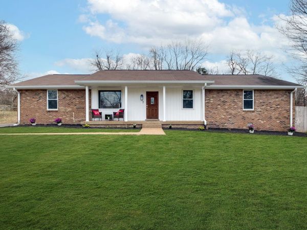 924 Denise Dr, Old Hickory, TN 37138