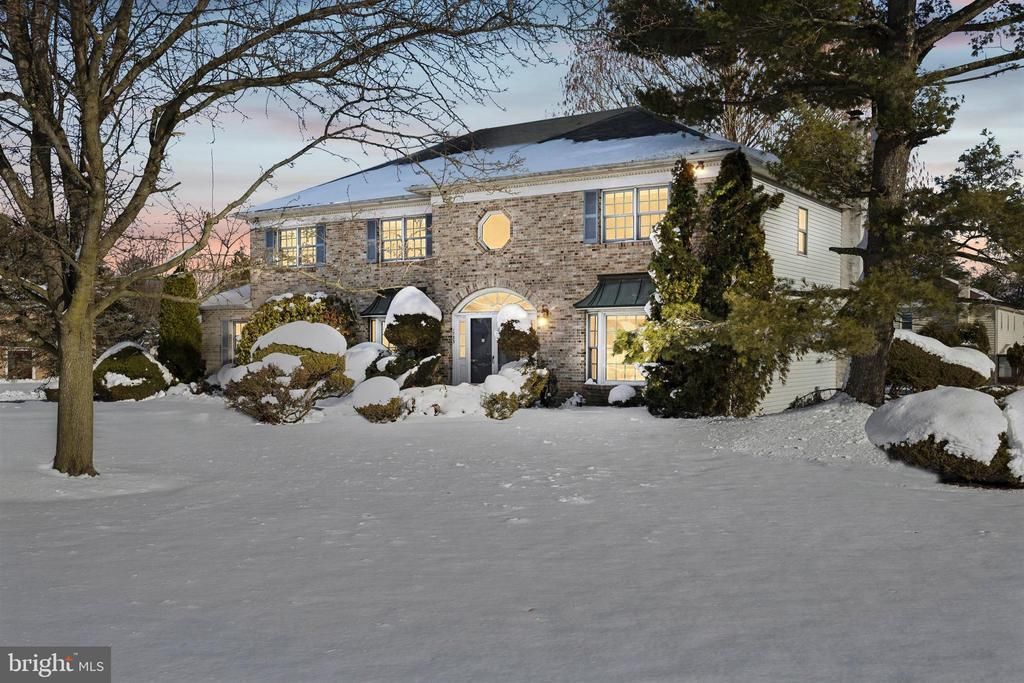 1733 Brittany Drive, Ambler, PA 19002 Main Photo