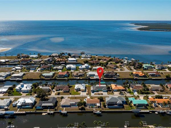121 SINCLAIR STREET SE, PORT CHARLOTTE, FL 33952