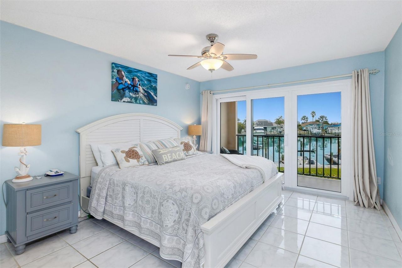 51 Island Way, Unit 108, Clearwater Beach, FL 33767 Photo