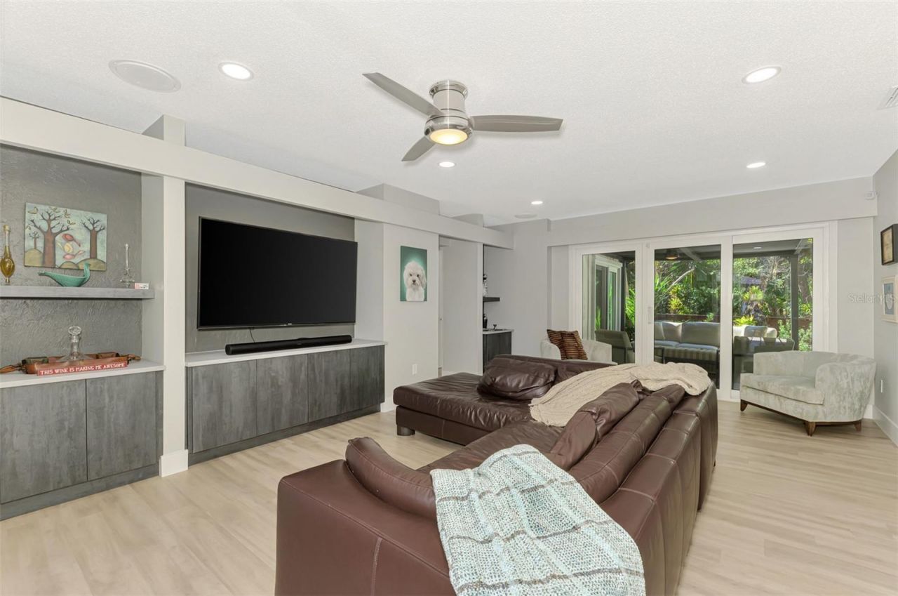 5303 Hidden Harbor Road, Sarasota, FL 34242 Photo