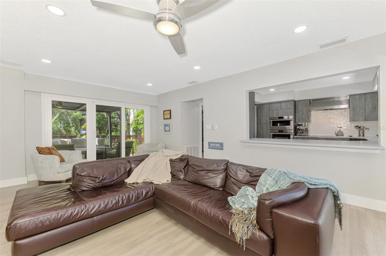 5303 Hidden Harbor Road, Sarasota, FL 34242 Photo