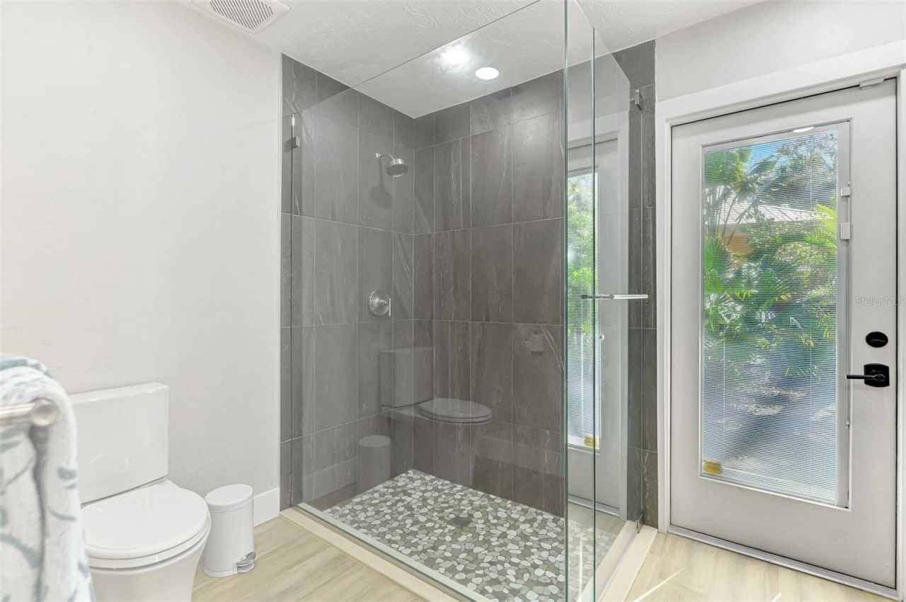 5303 Hidden Harbor Road, Sarasota, FL 34242 Photo