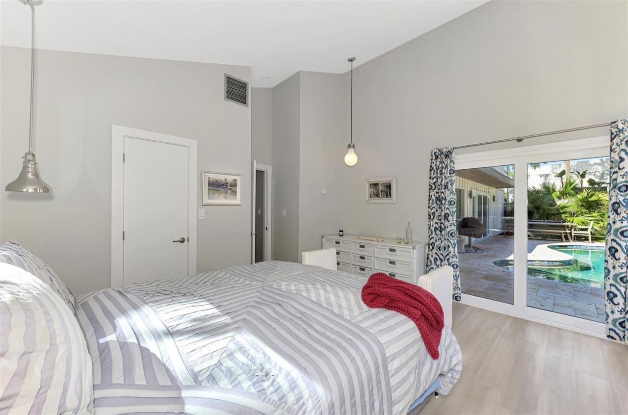 5303 Hidden Harbor Road, Sarasota, FL 34242 Photo