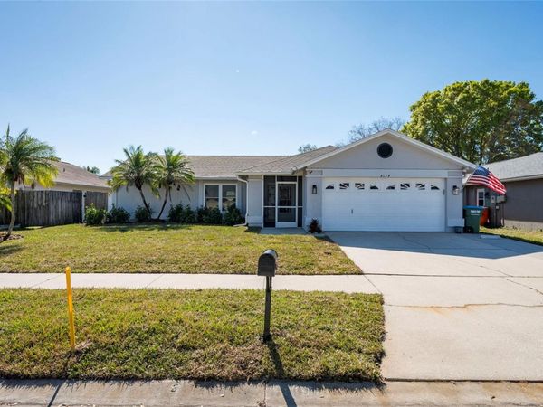 8194 124TH TERRACE, LARGO, FL 33773