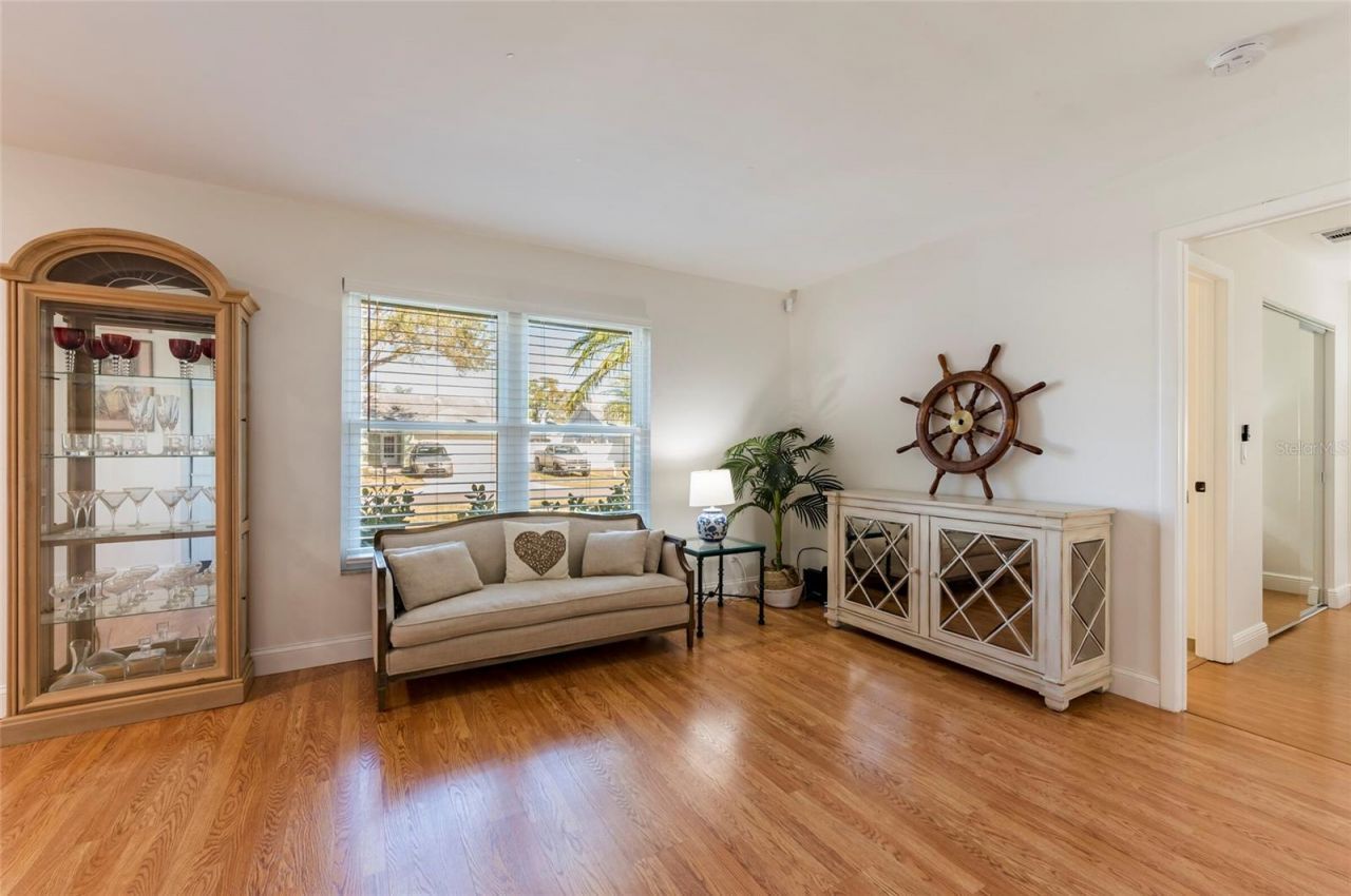 8194 124th Terrace, Largo, FL 33773 Photo