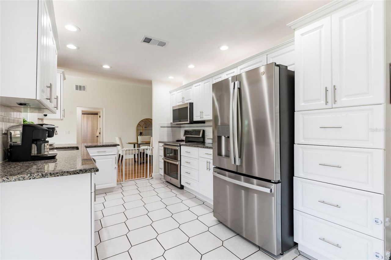 8194 124th Terrace, Largo, FL 33773 Photo