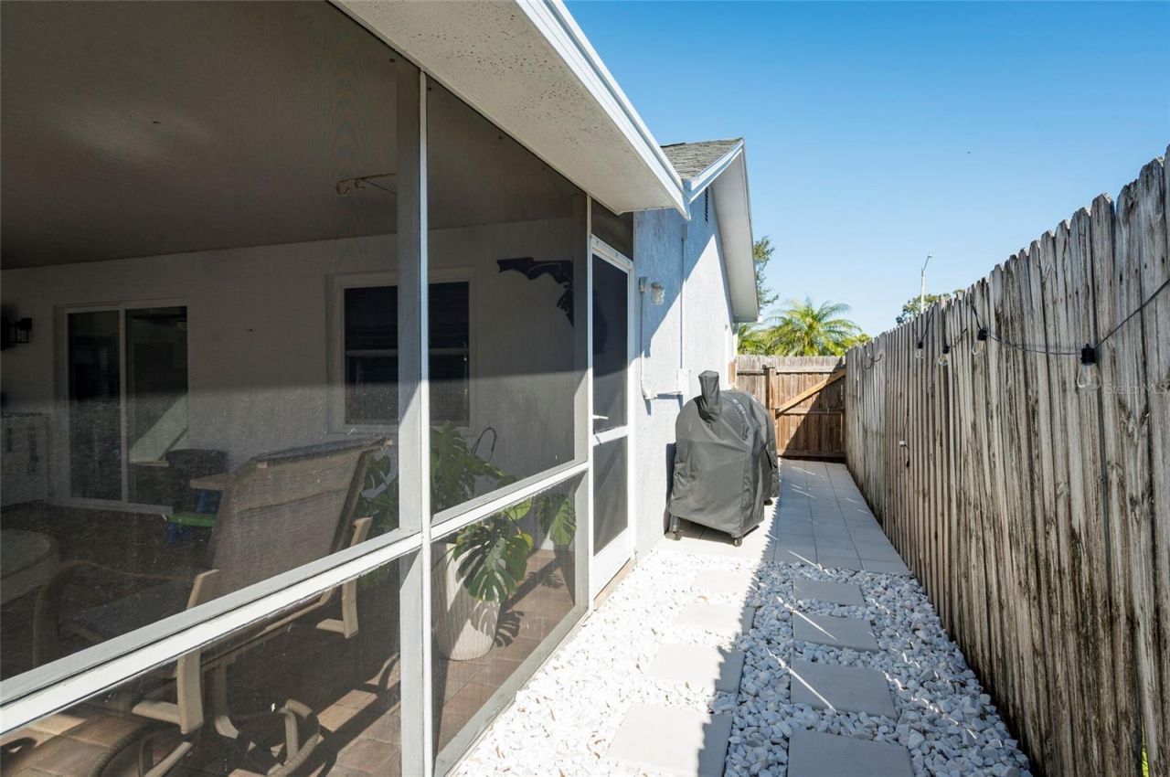 8194 124th Terrace, Largo, FL 33773 Photo