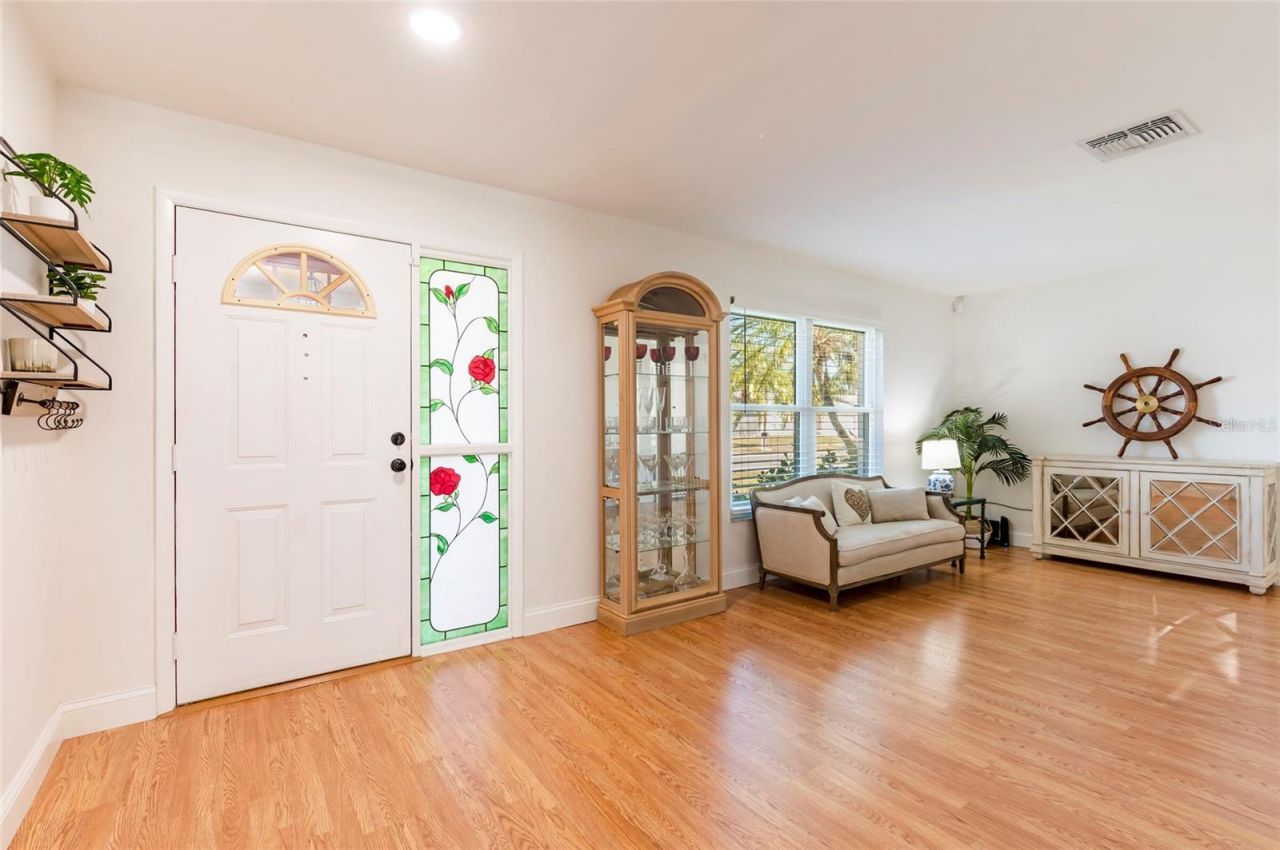 8194 124th Terrace, Largo, FL 33773 Photo