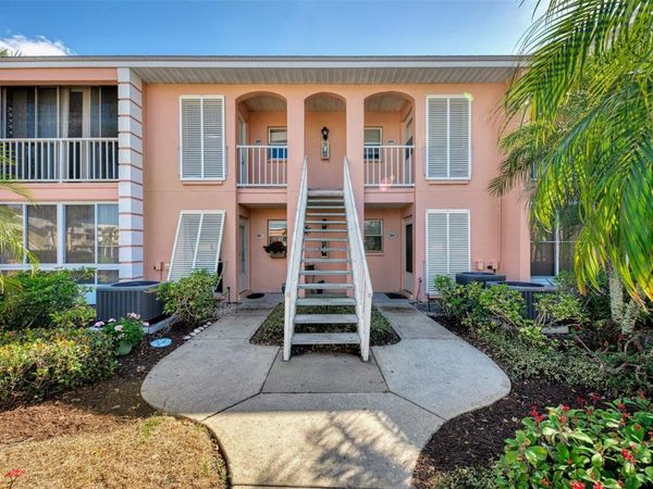 458 CERROMAR ROAD, Unit 484, VENICE, FL 34293
