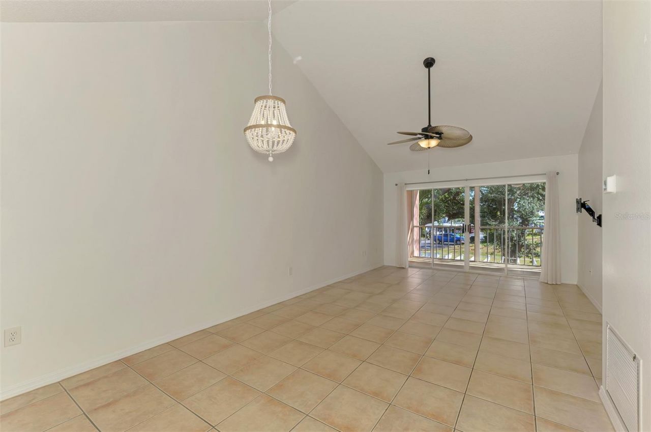 458 Cerromar Road, Unit 484, Venice, FL 34293 Photo