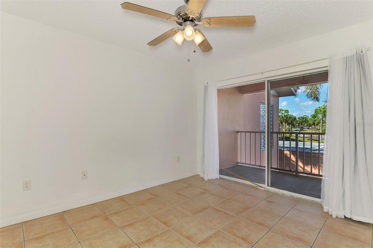 458 Cerromar Road, Unit 484, Venice, FL 34293 Photo