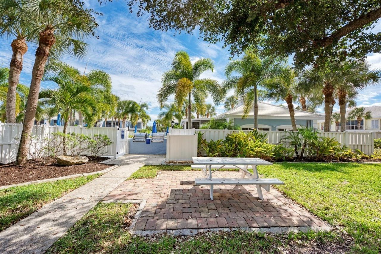 458 Cerromar Road, Unit 484, Venice, FL 34293 Photo
