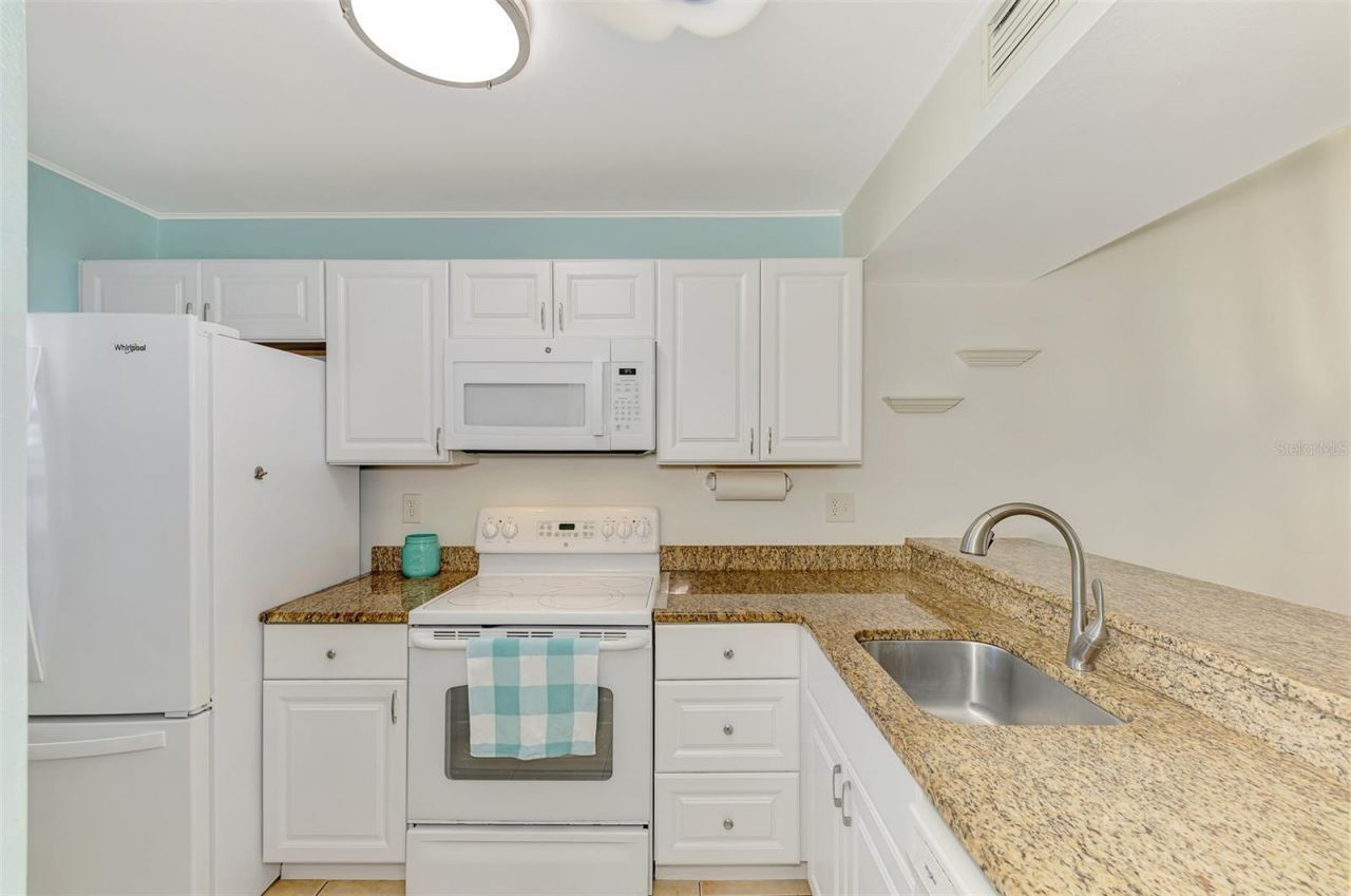 458 Cerromar Road, Unit 484, Venice, FL 34293 Photo