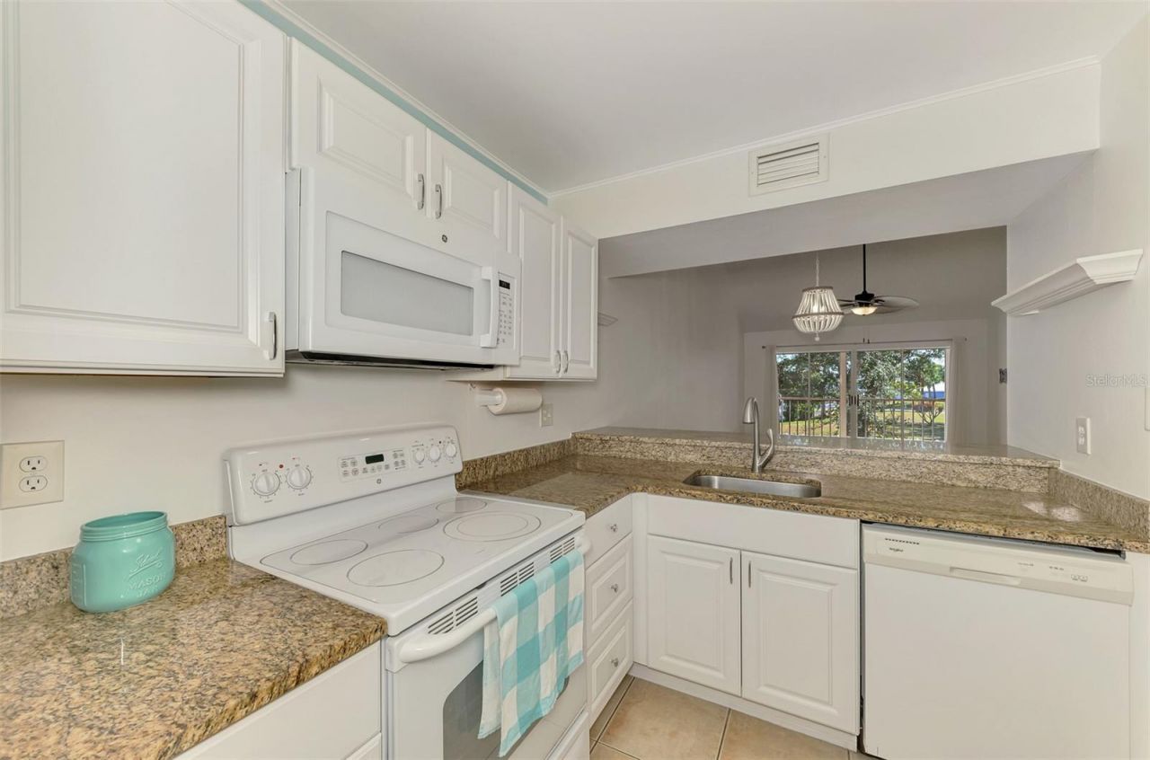 458 Cerromar Road, Unit 484, Venice, FL 34293 Photo