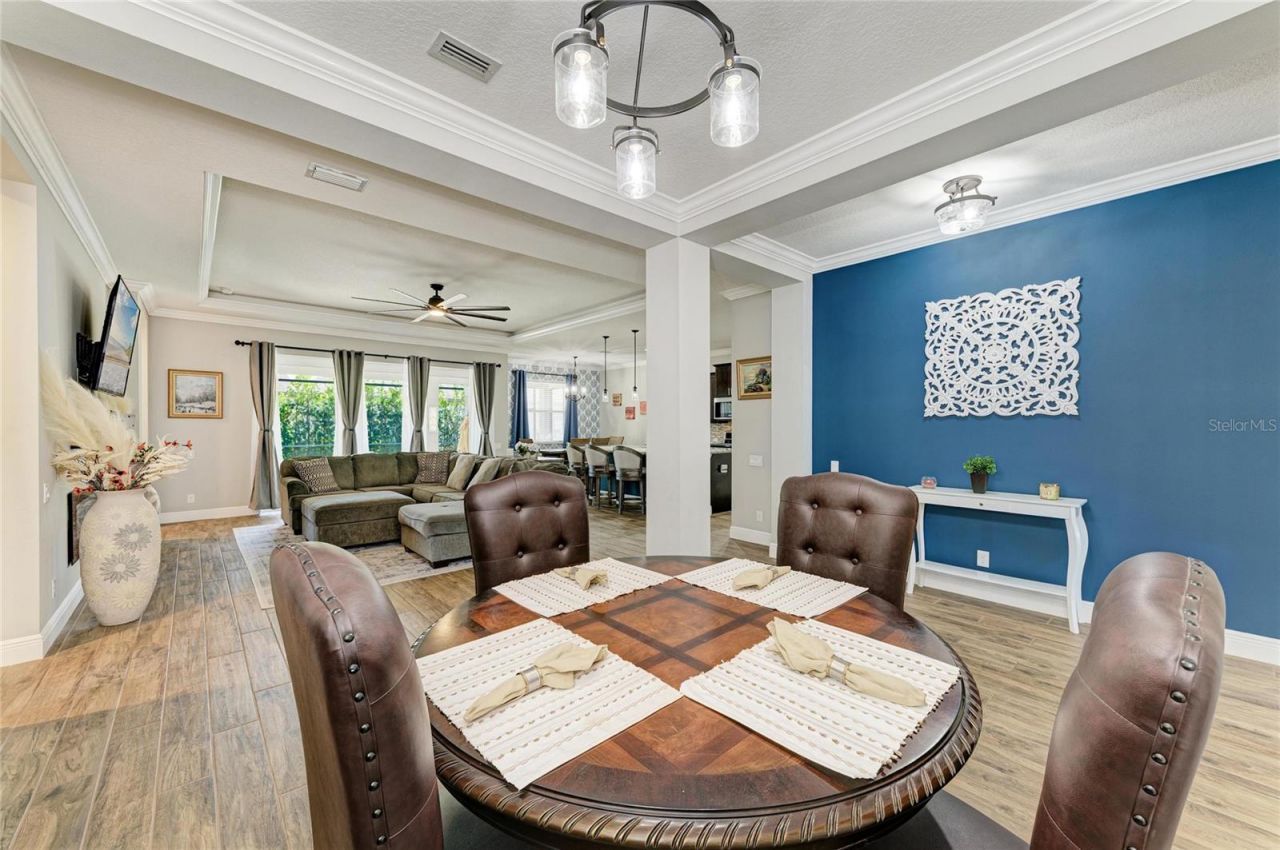 12502 Goldenrod Avenue, Bradenton, FL 34212 Photo