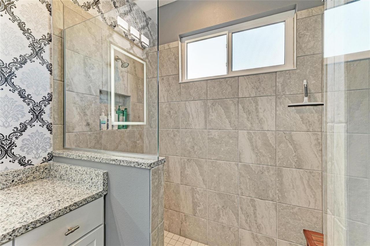 12502 Goldenrod Avenue, Bradenton, FL 34212 Photo