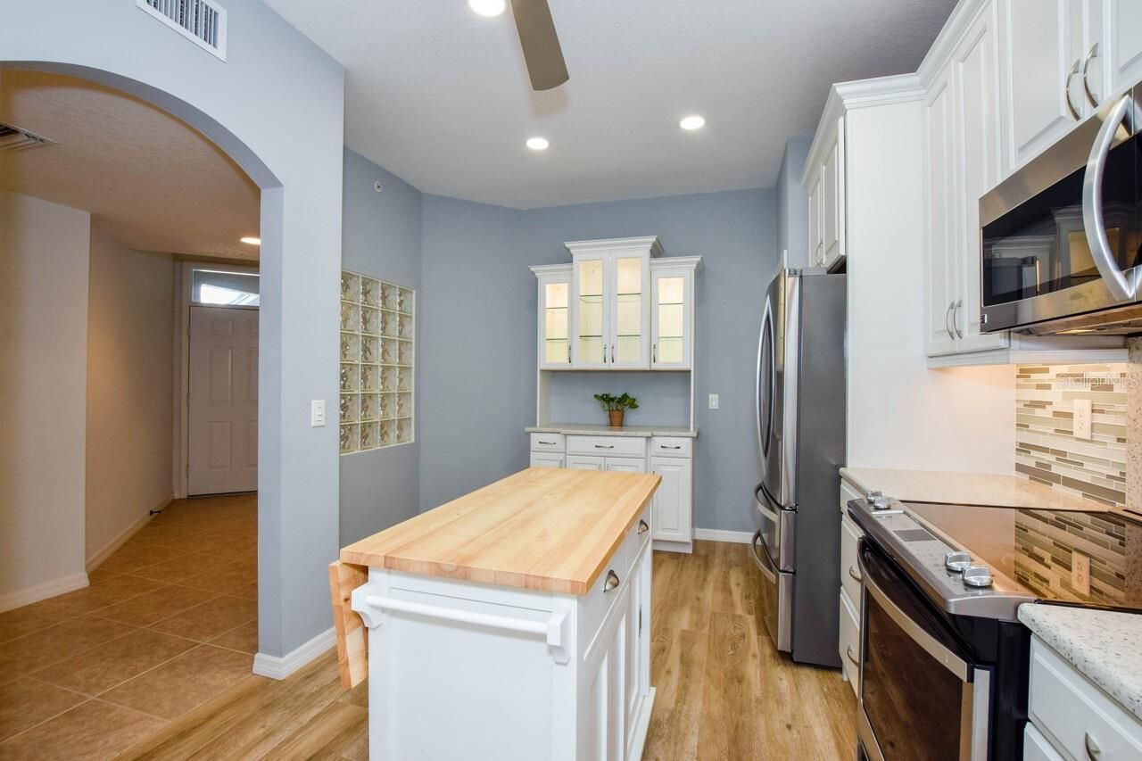 877 Tartan Drive, Unit 102, Venice, FL 34293 Photo