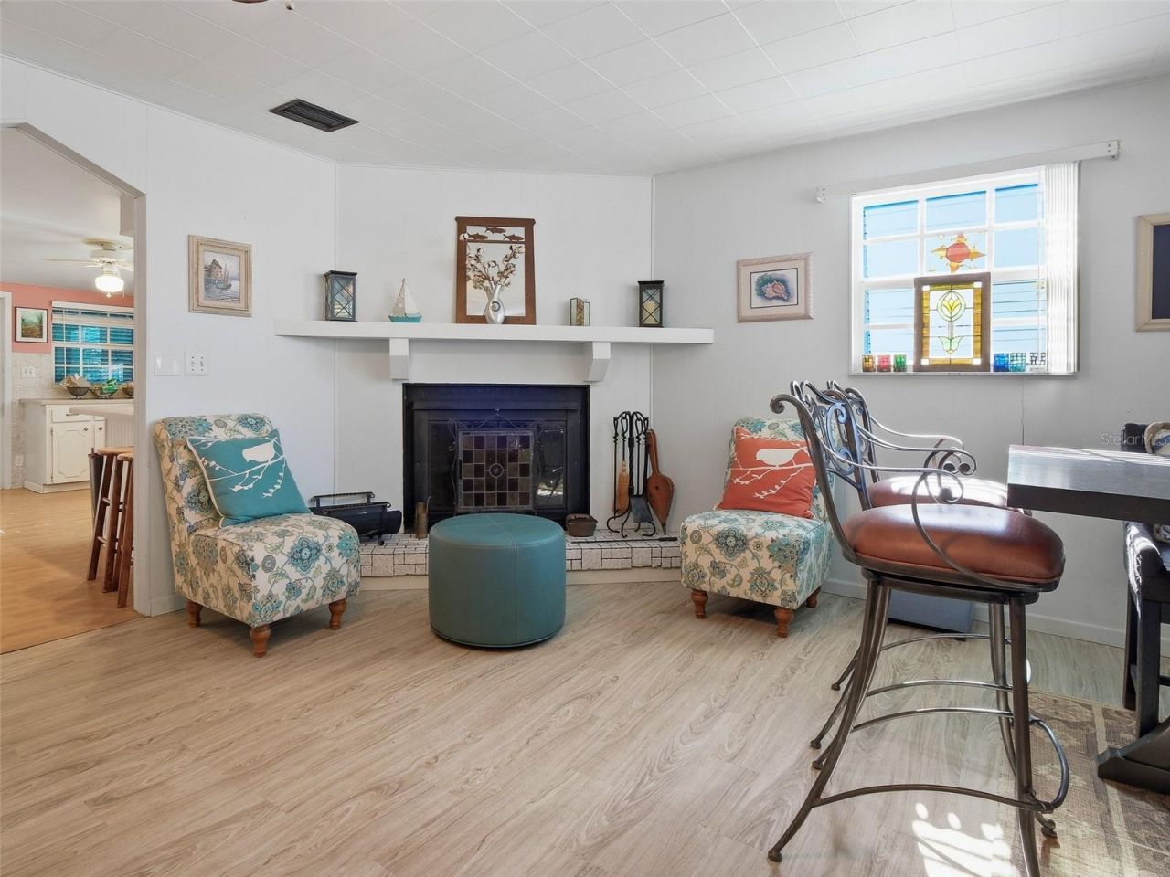 813 E 11th Avenue, New Smyrna Beach, FL 32169 Photo