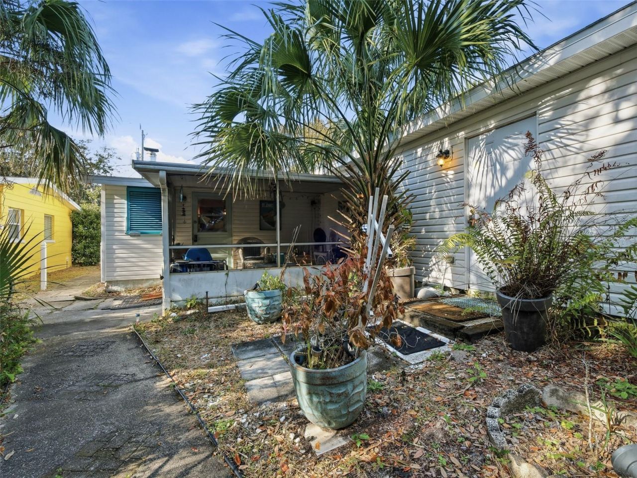 813 E 11th Avenue, New Smyrna Beach, FL 32169 Photo