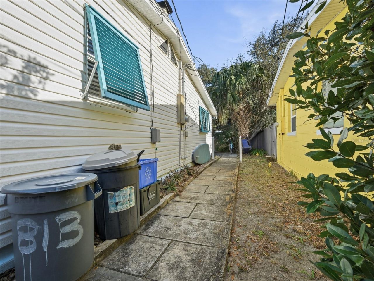 813 E 11th Avenue, New Smyrna Beach, FL 32169 Photo