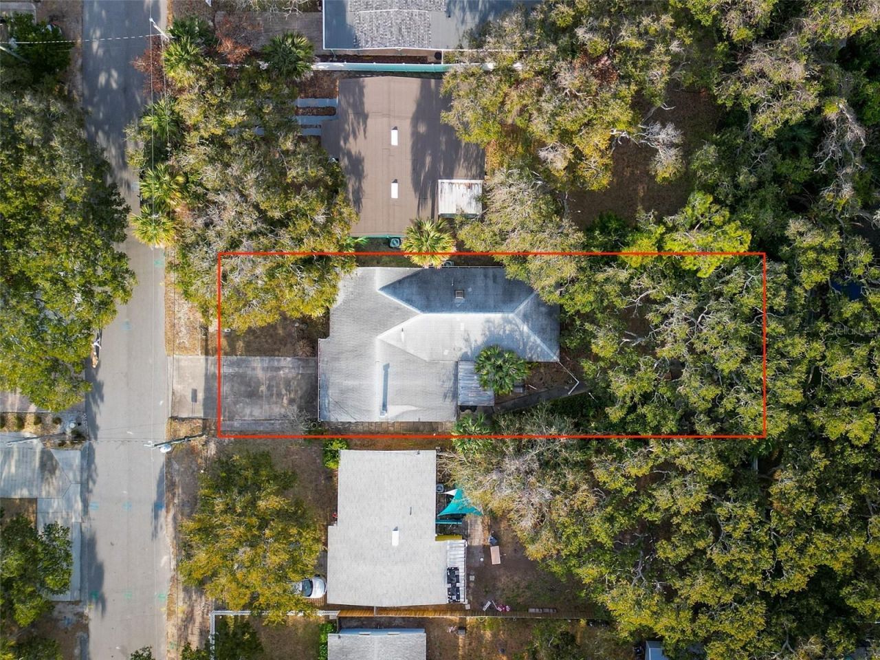 813 E 11th Avenue, New Smyrna Beach, FL 32169 Photo