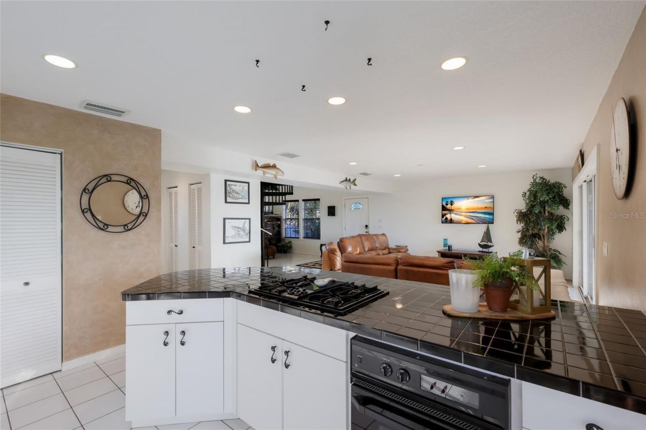 115 Burns Road, Terra Ceia, FL 34250 Photo